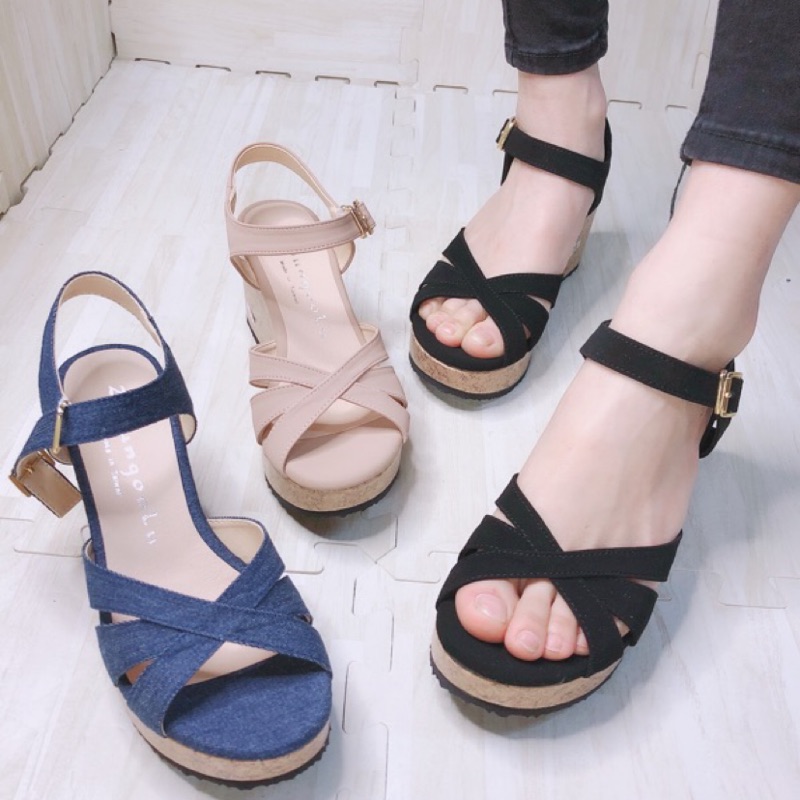 【彩彩shoes】不得不愛 超好穿百搭械型涼鞋 熱銷破千雙 快速出貨現貨供應